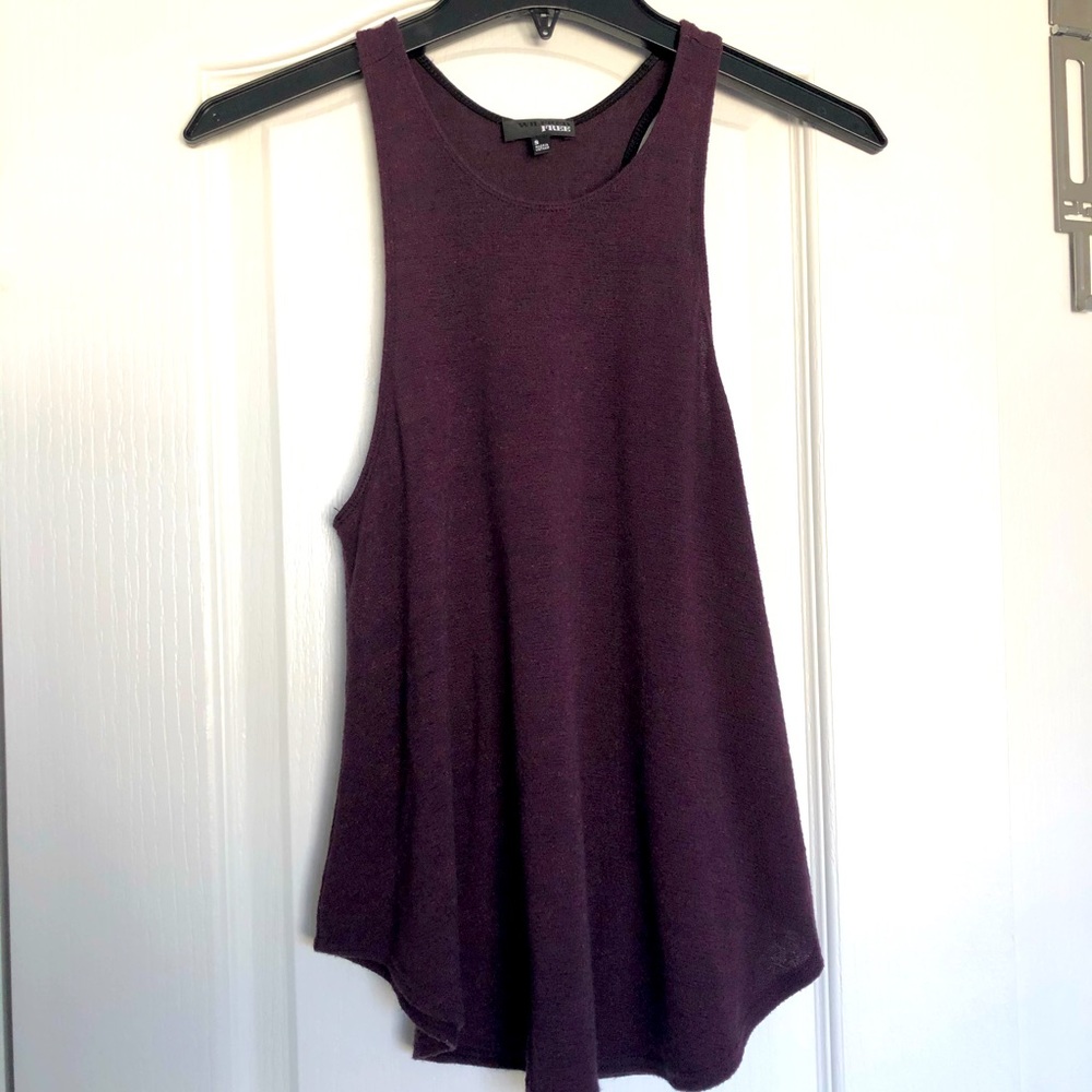 Aritzia Wilfred Free flowy tank